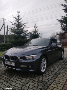 BMW Seria 3 316i Luxury Line