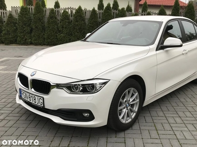 BMW Seria 3 318d