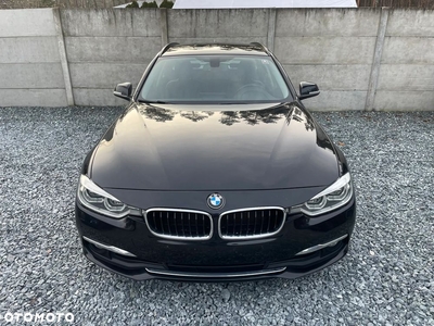 BMW Seria 3 318d Luxury Line