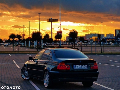 BMW Seria 3 318i