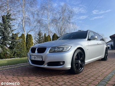 BMW Seria 3 318i