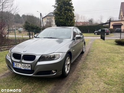 BMW Seria 3 318i