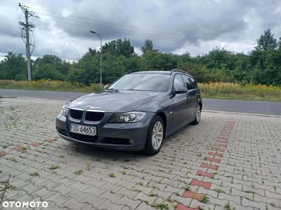 BMW Seria 3 318i