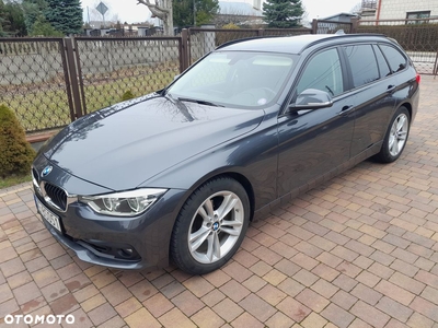 BMW Seria 3 318i Touring Sport Line