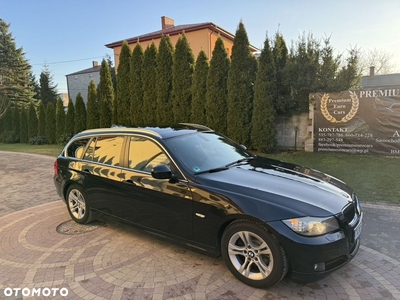 BMW Seria 3 320d Efficient Dynamics Sport Line