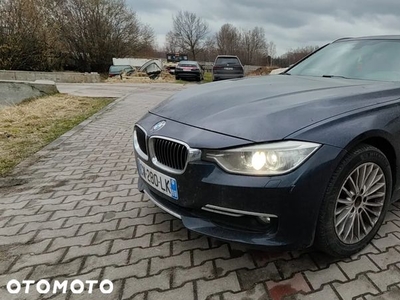 BMW Seria 3 320d Touring Sport-Aut Luxury Line