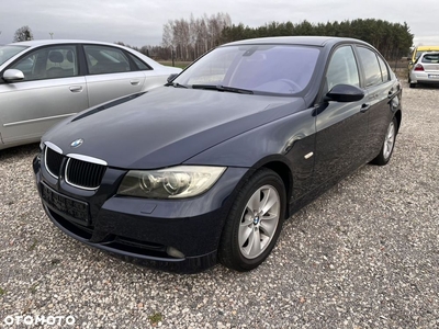 BMW Seria 3 320i