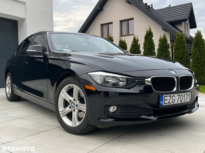 BMW Seria 3 320i