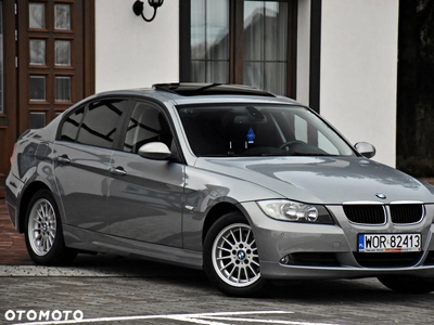 BMW Seria 3 320i