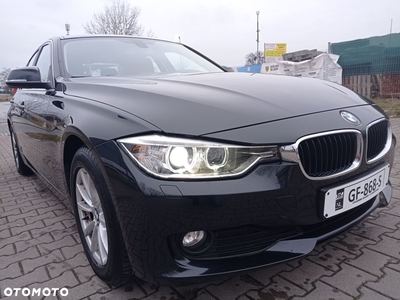 BMW Seria 3 320i Efficient Dynamics