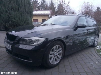 BMW Seria 3 320i Touring