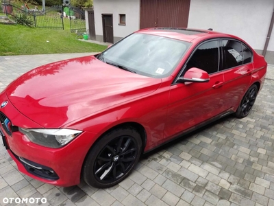 BMW Seria 3 328i Touring Sport Line