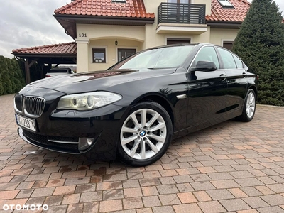 BMW Seria 5 520d Luxury Line