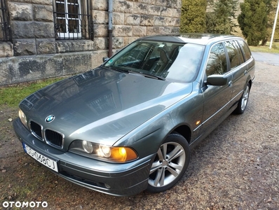 BMW Seria 5 525i