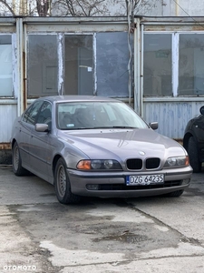 BMW Seria 5 528i