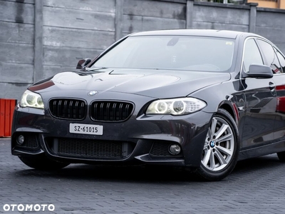 BMW Seria 5 528i Sport-Aut