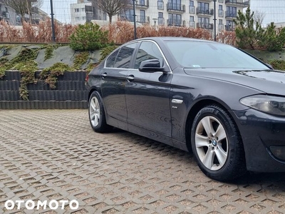 BMW Seria 5 528i xDrive