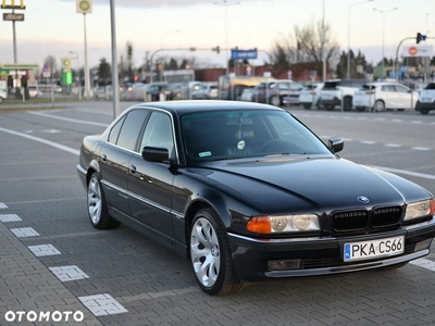 BMW Seria 7 728i L