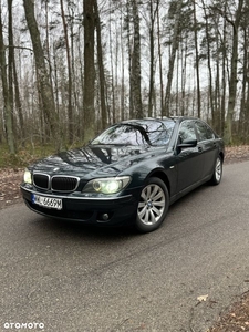 BMW Seria 7 750i