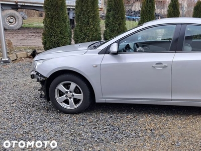 Chevrolet Cruze 1.6 LS