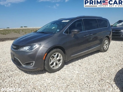 Chrysler Pacifica