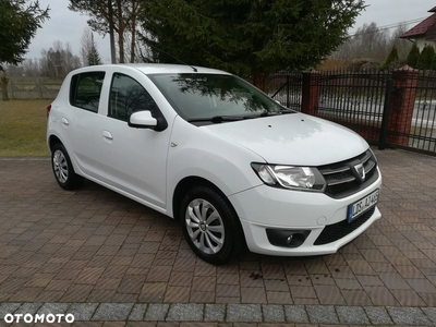 Dacia Sandero 1.2 16V 75 Laureate