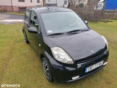 Daihatsu Sirion 1.0