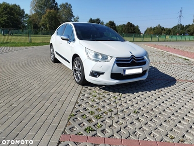 DS Automobiles DS 4