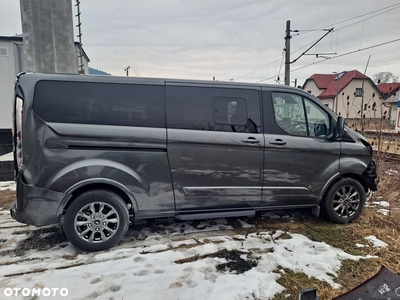 Ford Tourneo Custom 320 L2H1 VA Autm Titanium