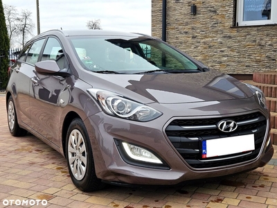 Hyundai I30 blue Kombi 1.6 GDi Style