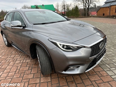 Infiniti Q30 1.5d DCT Premium