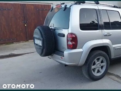 Jeep Liberty 2.8 CRD 4x4