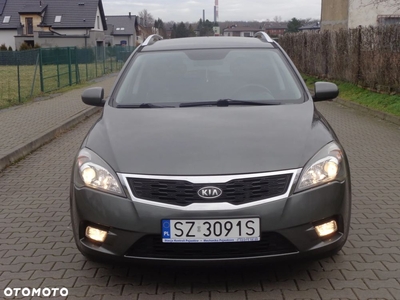 Kia Ceed Cee'd 1.6 Crdi Comfort +