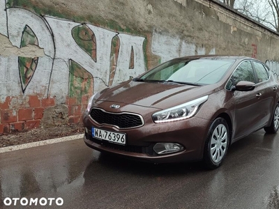 Kia Ceed Cee'd 1.6 GDI L DCT