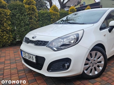 Kia Rio 1.2 Fifa World Cup Edition