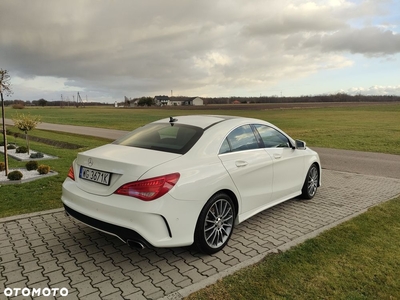 Mercedes-Benz CLA Shooting Brake 180 UrbanStyle Edition