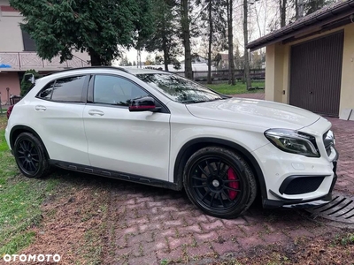 Mercedes-Benz GLA 45 AMG 4-Matic Edition 1