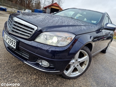 Mercedes-Benz Klasa C 320 T CDI DPF 4Matic 7G-TRONIC Elegance