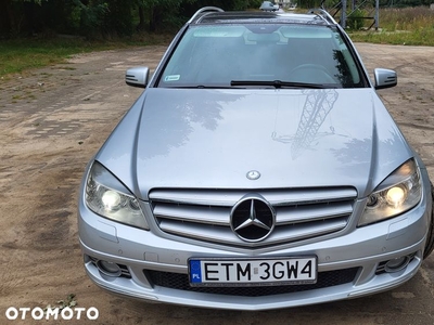 Mercedes-Benz Klasa C 320 T CDI DPF 7G-TRONIC Avantgarde