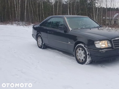 Mercedes-Benz W124 (1984-1993)