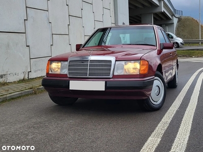 Mercedes-Benz W124 (1984-1993)