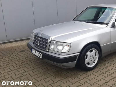 Mercedes-Benz W124 (1984-1993)