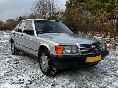 Mercedes-Benz W201 (190)