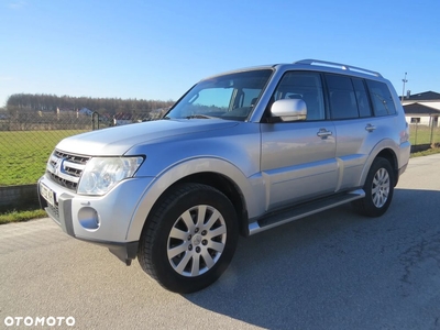 Mitsubishi Pajero 3.2 DID Alpine Edition