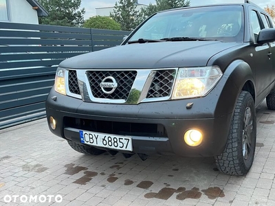 Nissan Pathfinder 2.5 DCi Elegance +