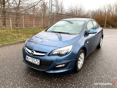 Opel Astra 1.6 Bezwypadkowy, Salon Polska