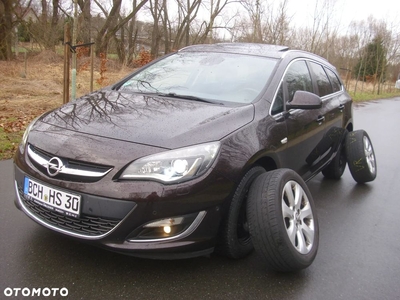Opel Astra 2.0 CDTI DPF White Edition