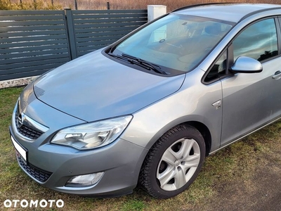 Opel Astra IV 1.4 T Sport