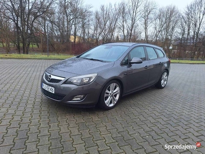 Opel Astra OPC Sport 1.4 Turbo Sprowadzona nowe opony