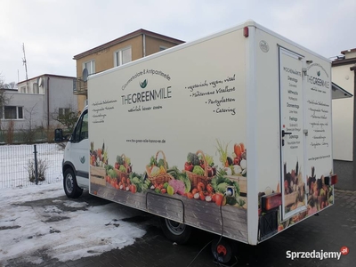 Renault Master Autosklep food truck wędliny ryby